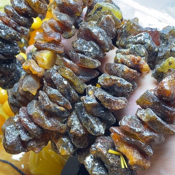 未镶嵌琥珀珠宝奇石