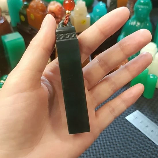 印石寿山石西安掘绿如意纽