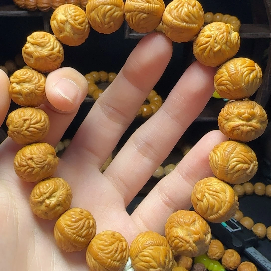 鸿***志吊坠猴头核桃猴头