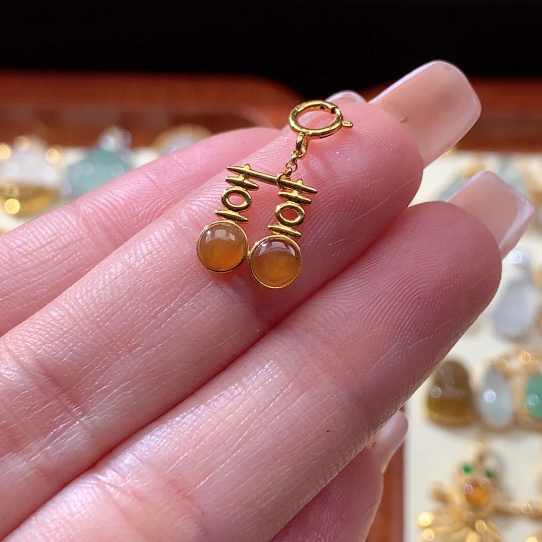 翡翠颈饰18K金镶嵌米**?翡翠