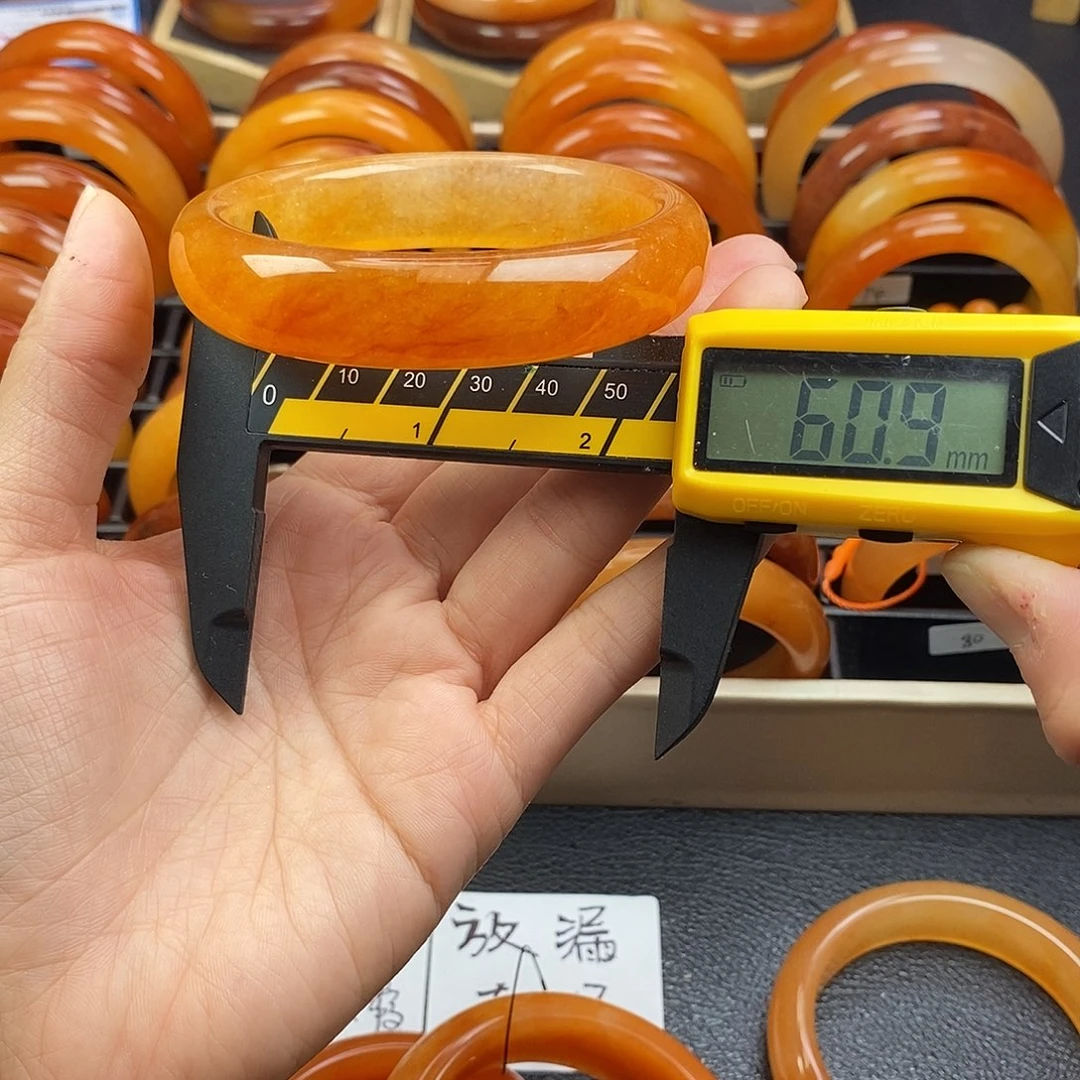 80号高冰底飘花洒金老料