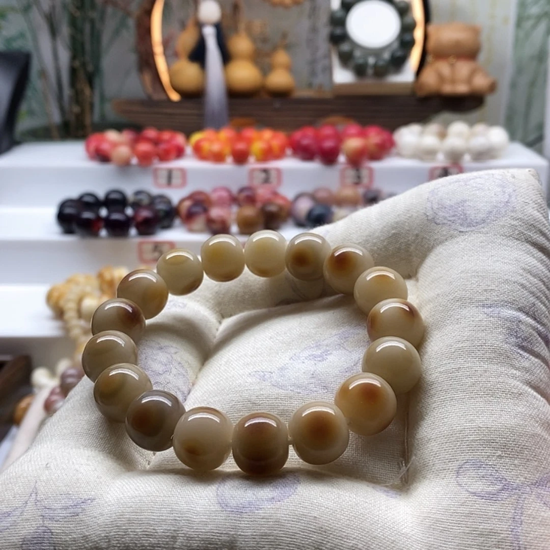 睡***醒菩提油润细腻好看