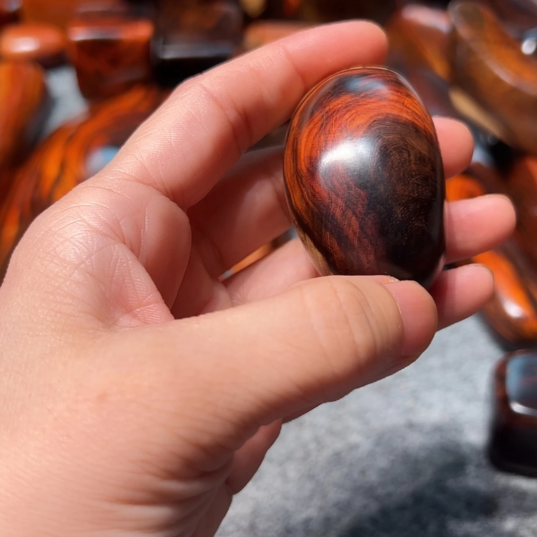 c***u交趾黄檀（大红酸枝）