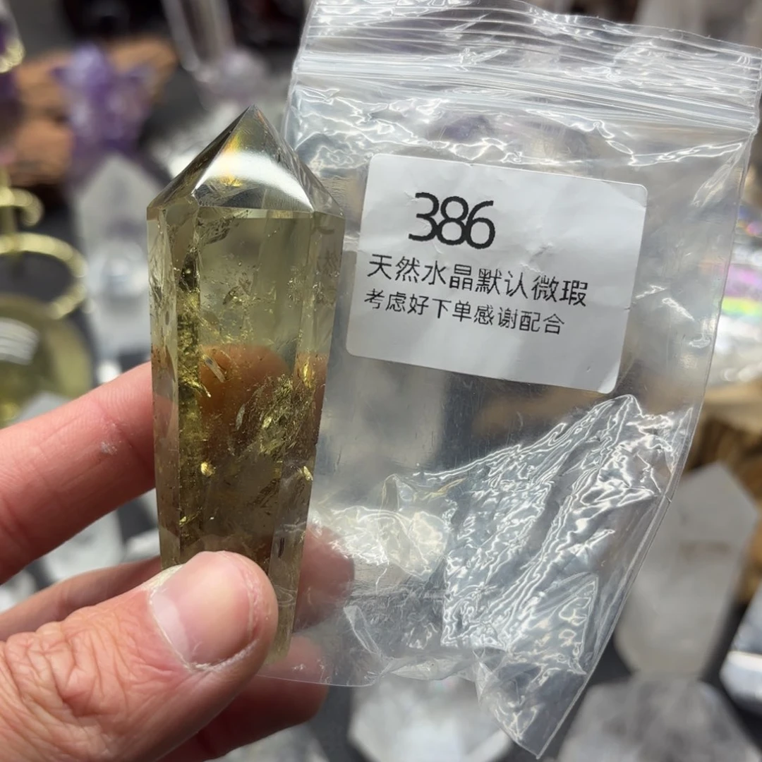 水晶摆件未镶嵌王***?