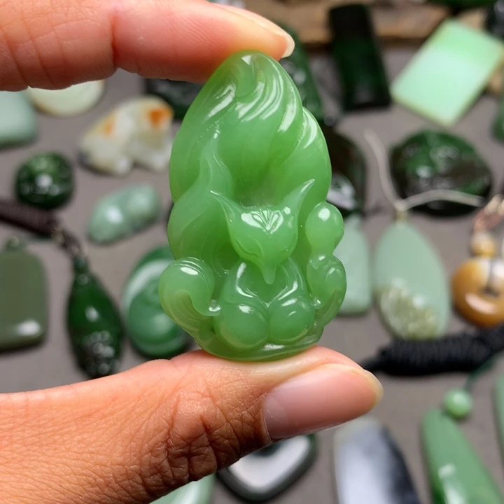 和田玉未镶嵌手串