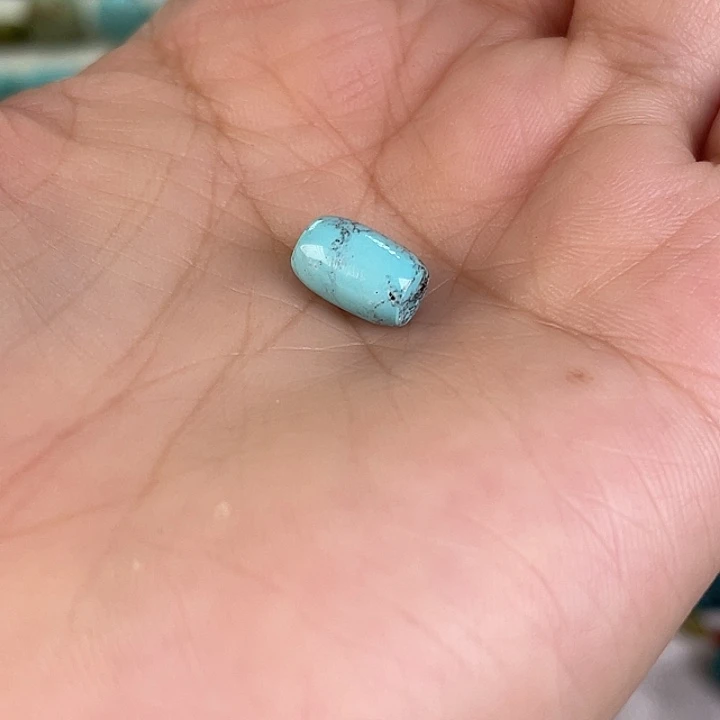 枫****南红玛瑙未镶嵌珠宝奇石