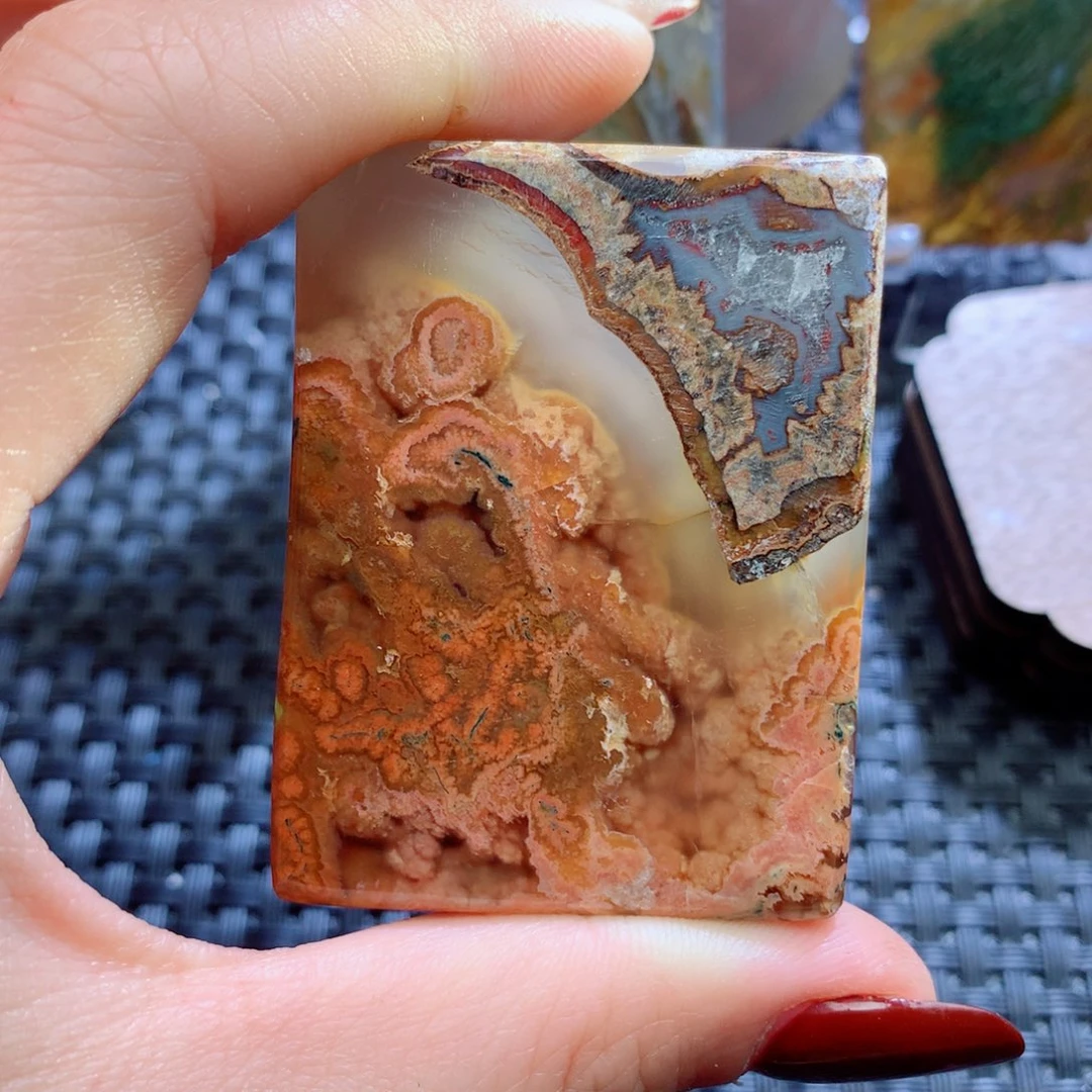 未镶嵌颈饰玛瑙/玉髓静****刻