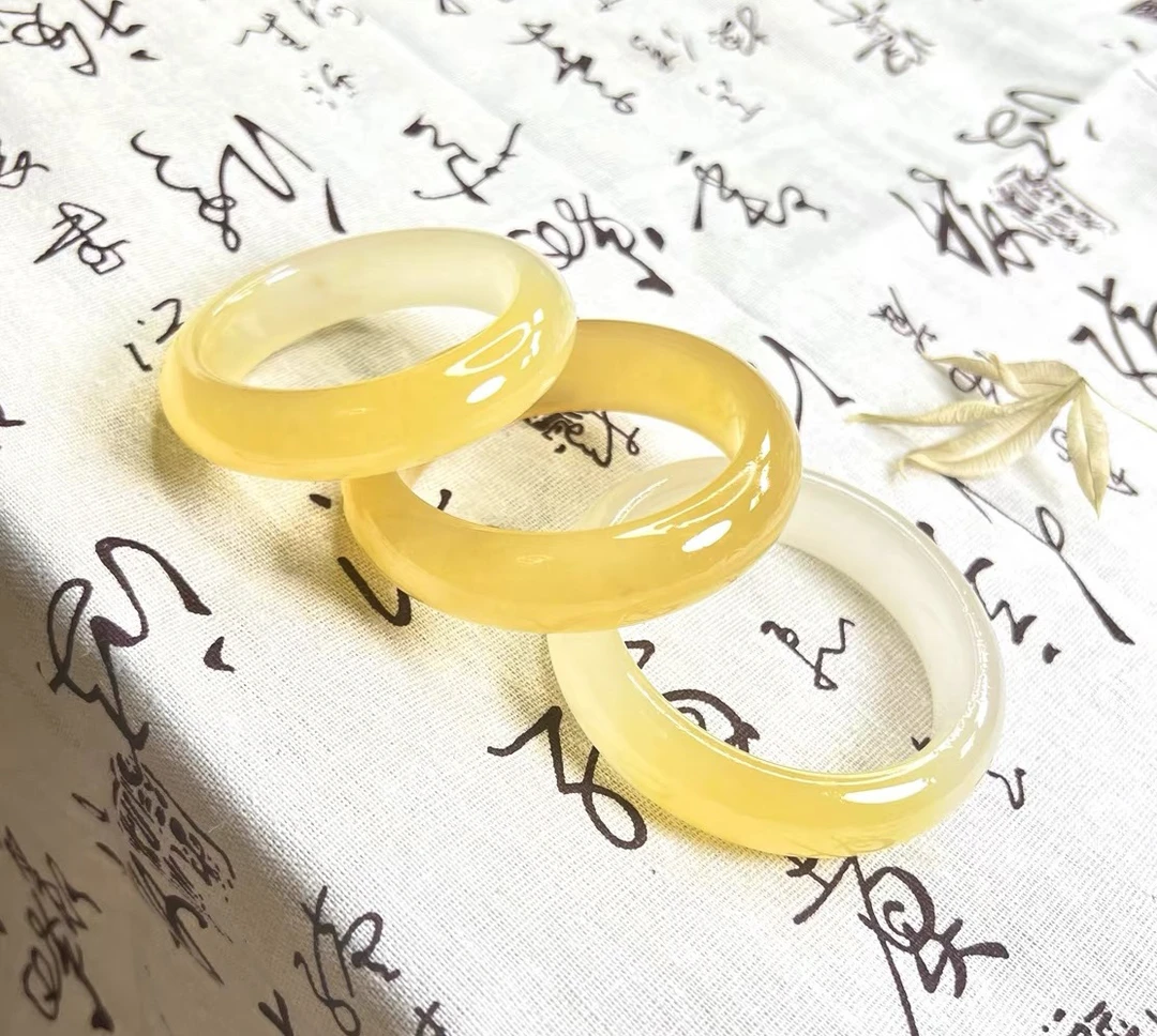 正宗云南龙陵五A老料黄龙玉手镯（花形多样性发货！拍一发一）