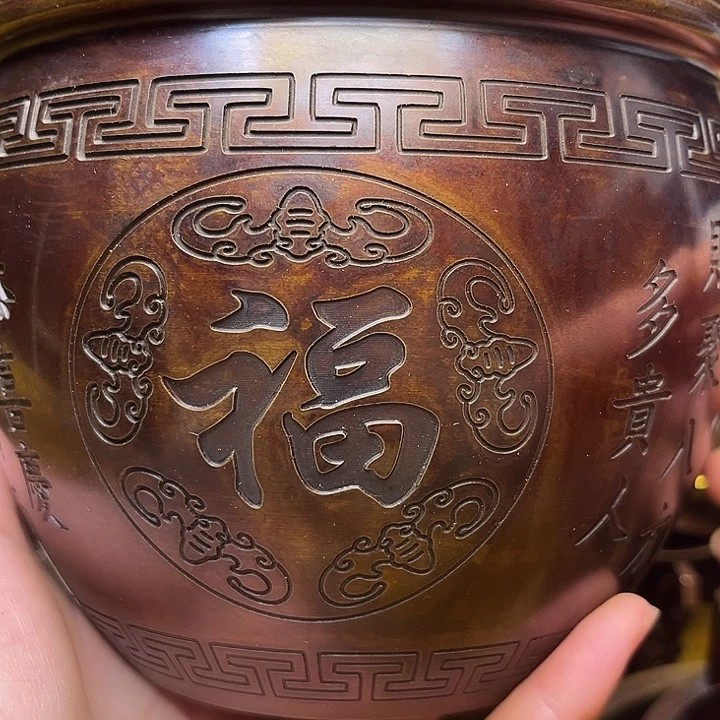 精美铜器批发档口