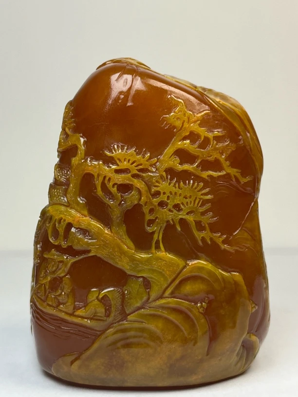 寿山老性橘红田黄石贬舟取皮雕刻随形章肉质细嫩239.3克7-5-3.4cm