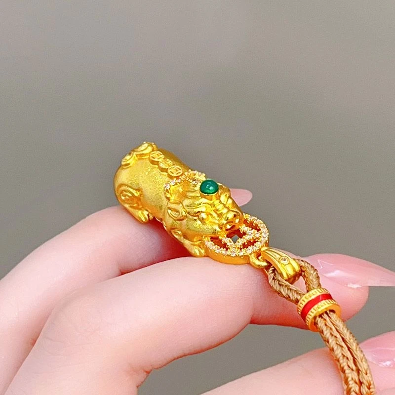钛钢锆石项链 古法绿点钻貔貅吊坠项链情侣新中式国潮轻奢百搭