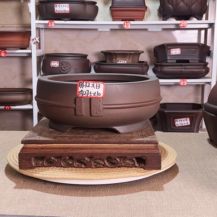 紫砂花盆紫砂花盆