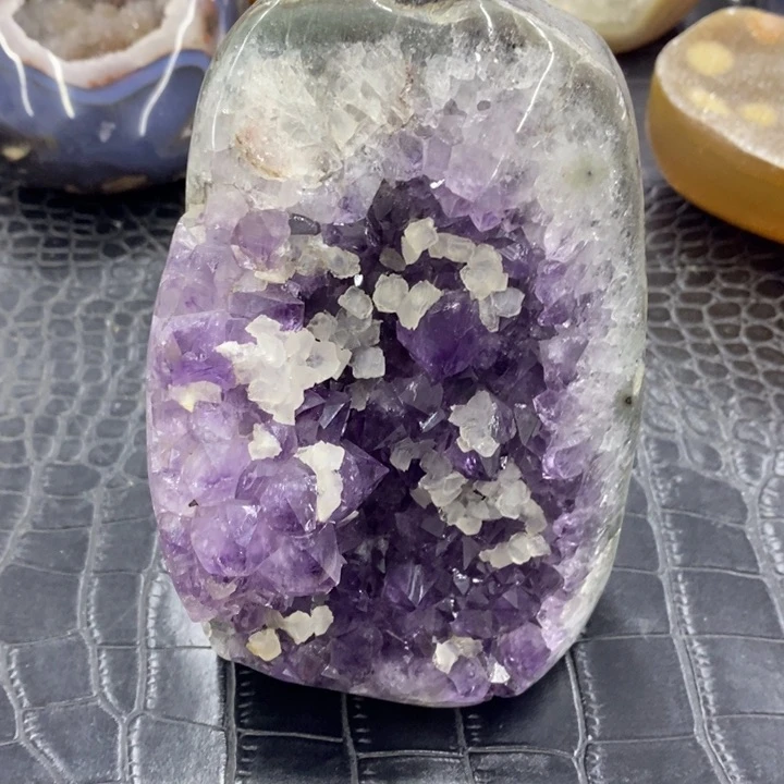 未镶嵌珠宝半成品水晶特价