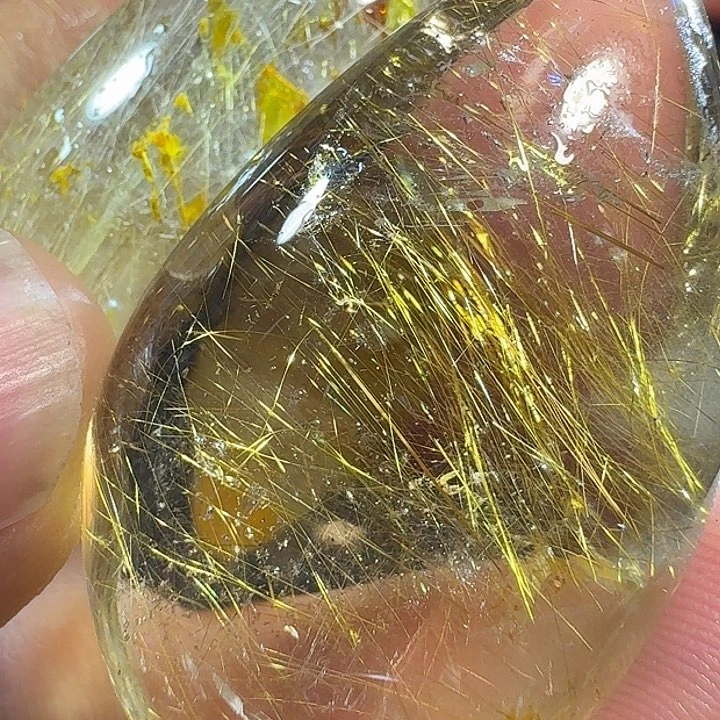 苏***馆未镶嵌颈饰水晶我