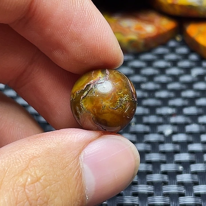 标***8玛瑙/玉髓未镶嵌颈饰