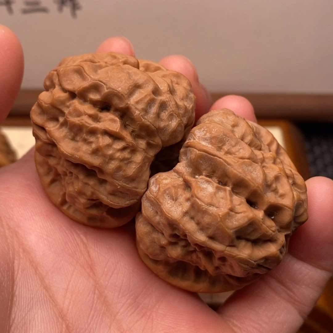 【闪购商品】把件文玩核桃肌肉开背边41左右