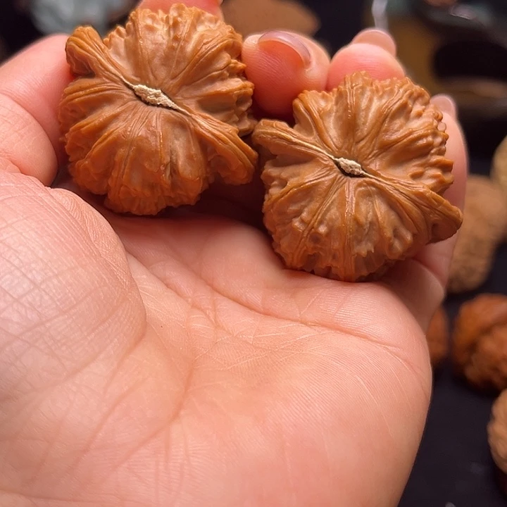快***7手串/手链核桃球白打底的