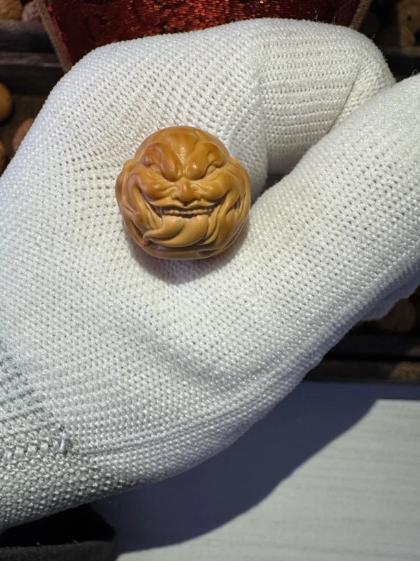 精工「大舌舔僧」18mm➕左右精工猴头核桃雕刻孔道镶嵌猴头配饰