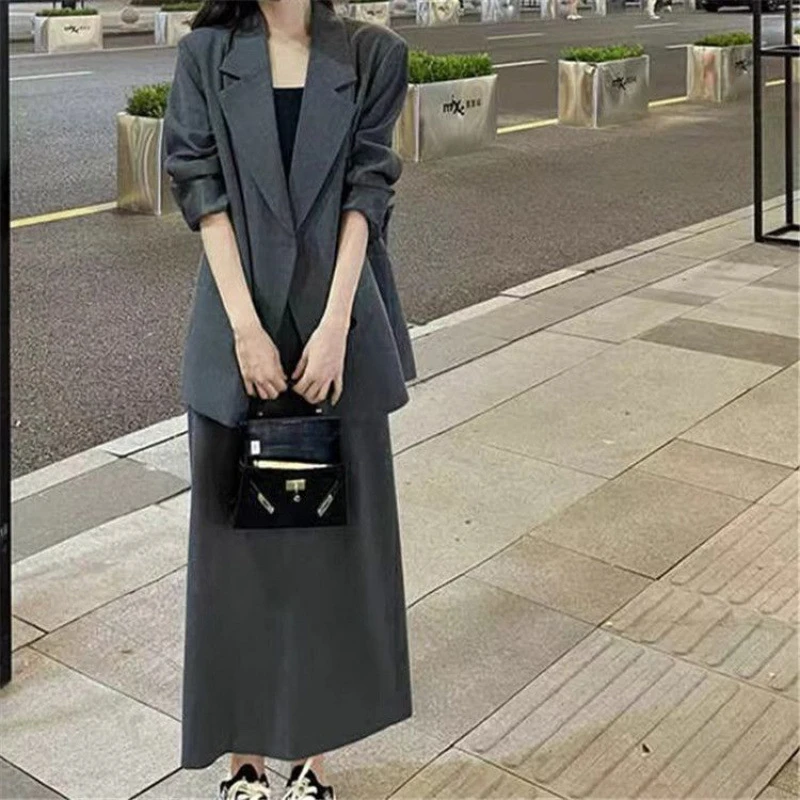 秋季赫本风气质显瘦西装半身裙套装休闲时尚春秋宽松过膝职业秋冬