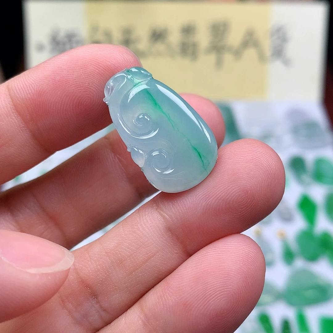 翡翠散珠缅甸天然A货翡翠冰种如意