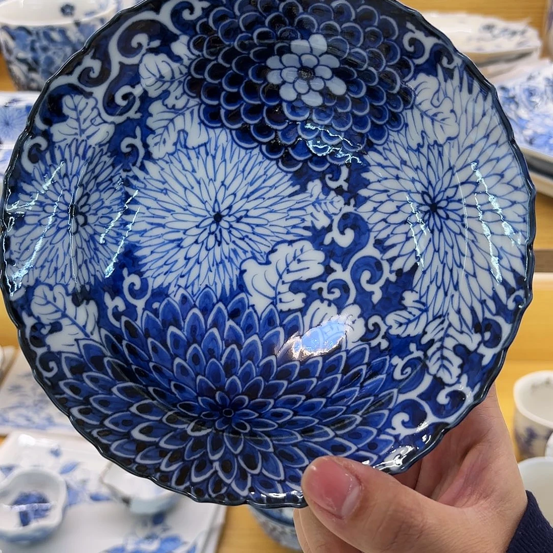 陶           千椿