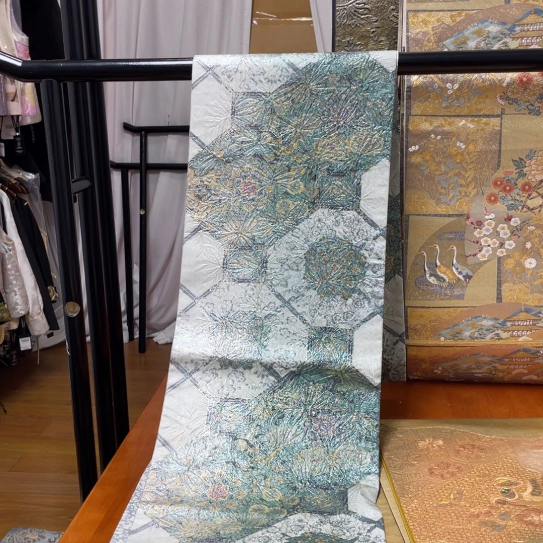 织绣双面六通西阵织