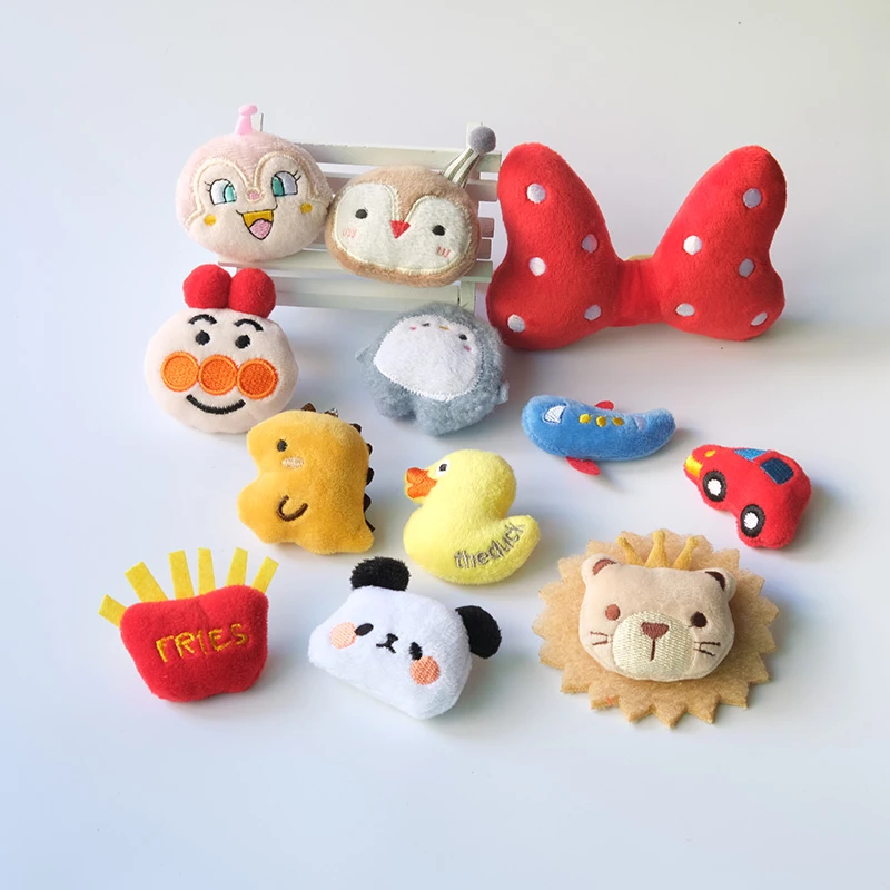 卡通毛绒胸针小动物玩偶配件可爱公仔帆布包别针伴手礼礼品袋配饰