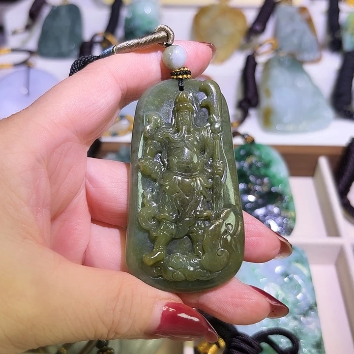 颈饰未镶嵌翡翠A货