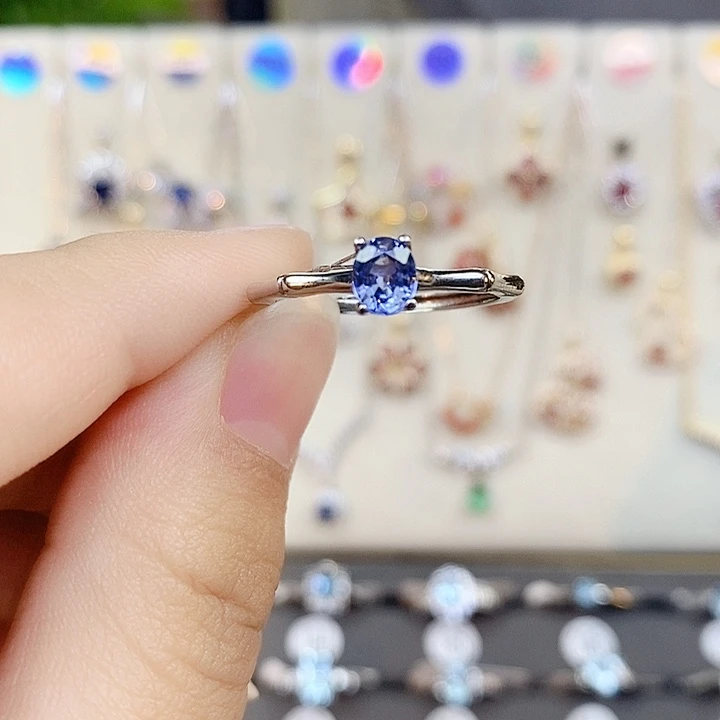 银S925镶嵌戒指蓝宝石