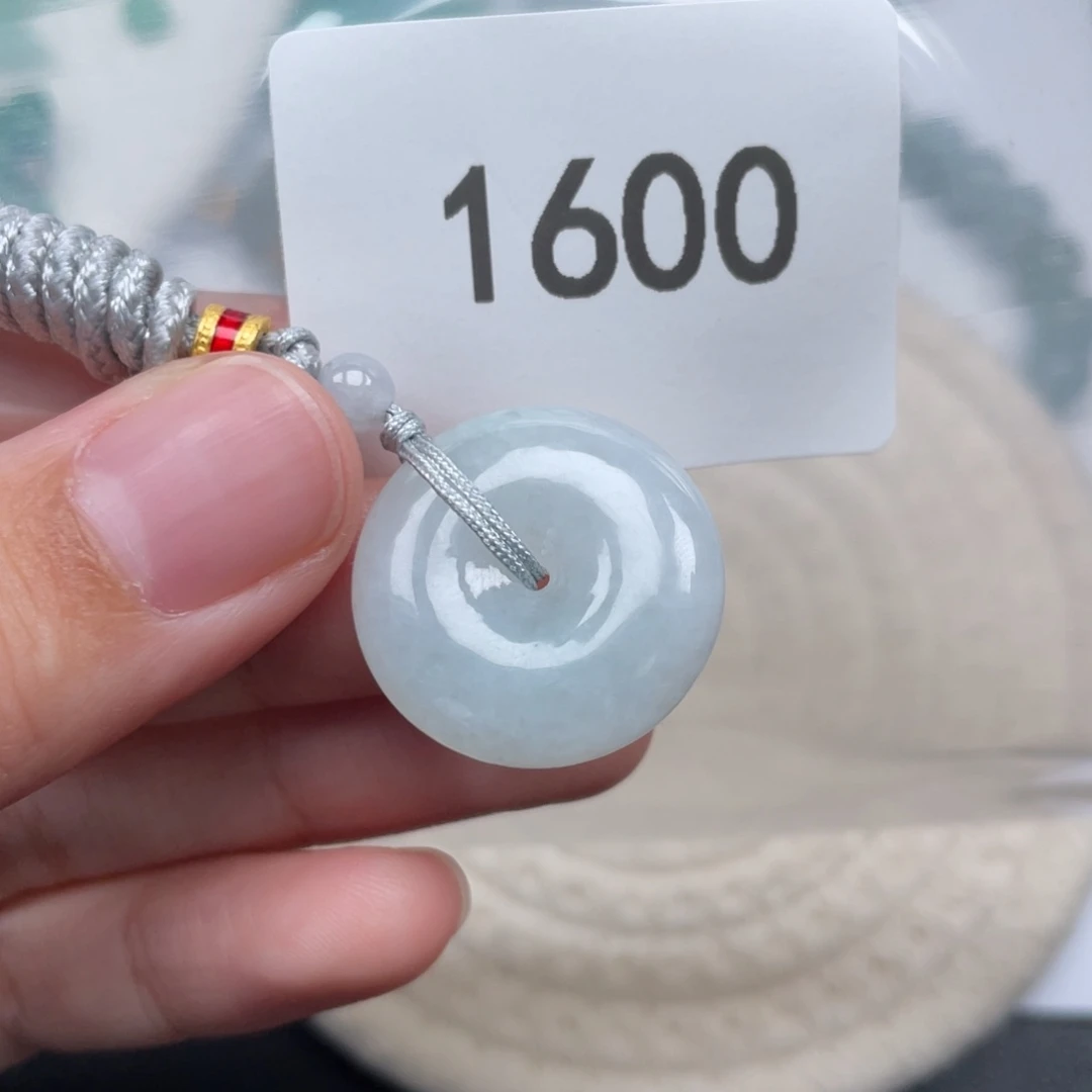 翡翠未镶嵌颈饰天然A货缅甸翡翠