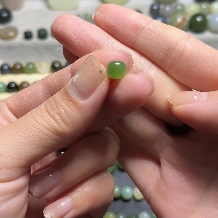 未镶嵌手链和田玉（碧玉）安*城