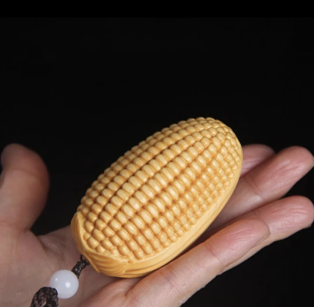 太行崖柏手工雕刻玉米金玉满堂手把件实心木质玉米盘玩物随身饰品