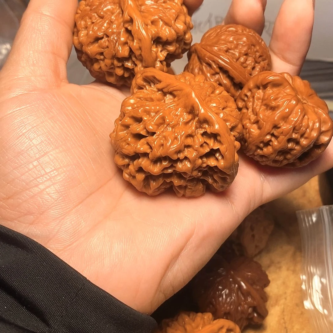 文玩核桃吊坠官帽