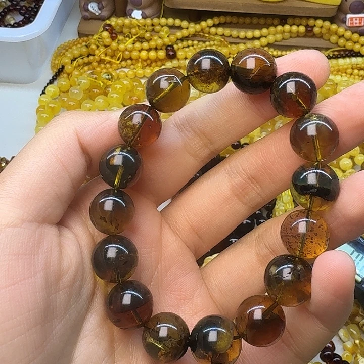 琥珀未镶嵌珠宝奇石