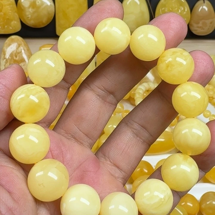 蜜蜡未镶嵌颈饰16+