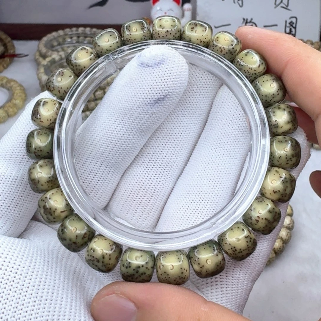 星月菩提手串10×9绿冰超润  107