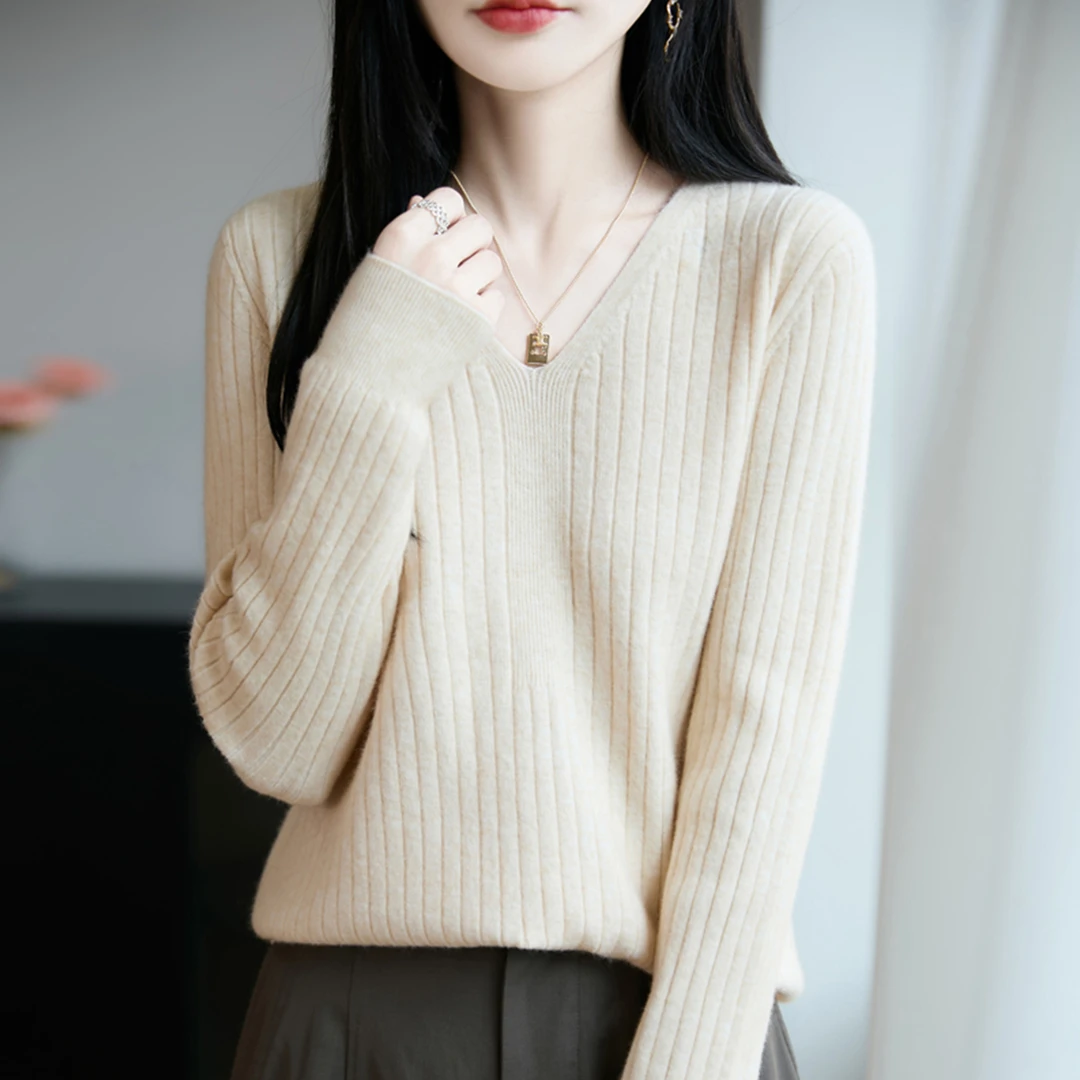 微胖mm春秋大码女士毛衣遮肚子巨显瘦v领上衣早秋内搭针织打底衫