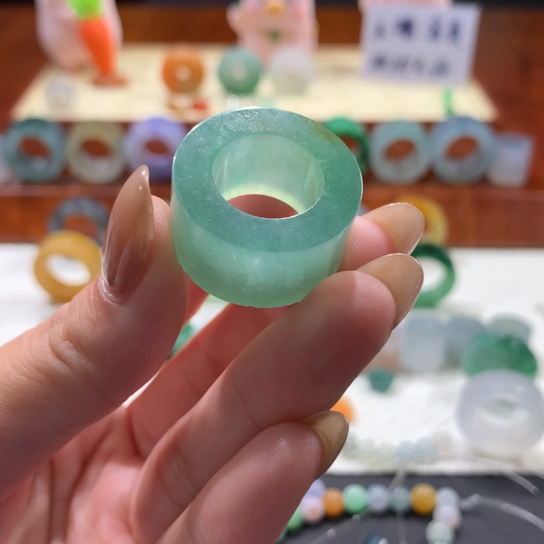 未镶嵌定制翡翠?****