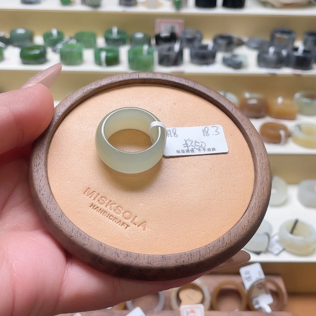 和田玉戒指未镶嵌美****丽专拍7-8.3