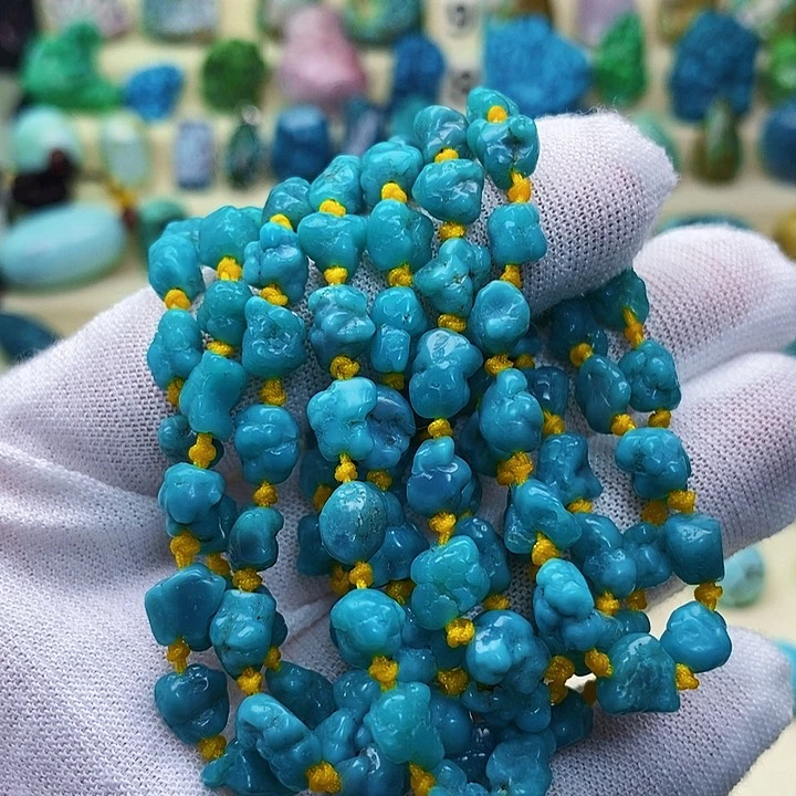 绿松石配饰未镶嵌