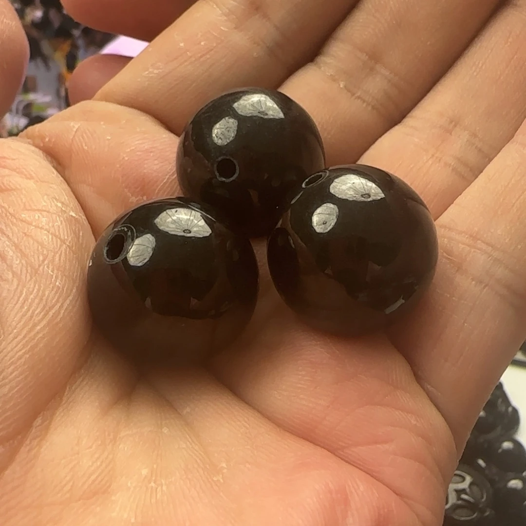 翡翠未镶嵌吊坠(不含链)卡 20，11 颗