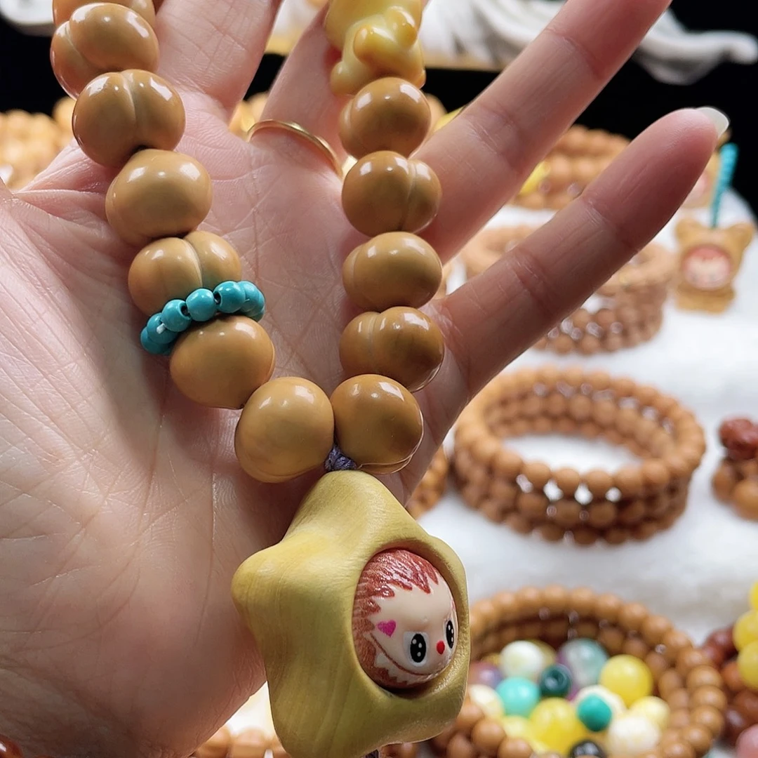 猴头核桃吊坠屁桃