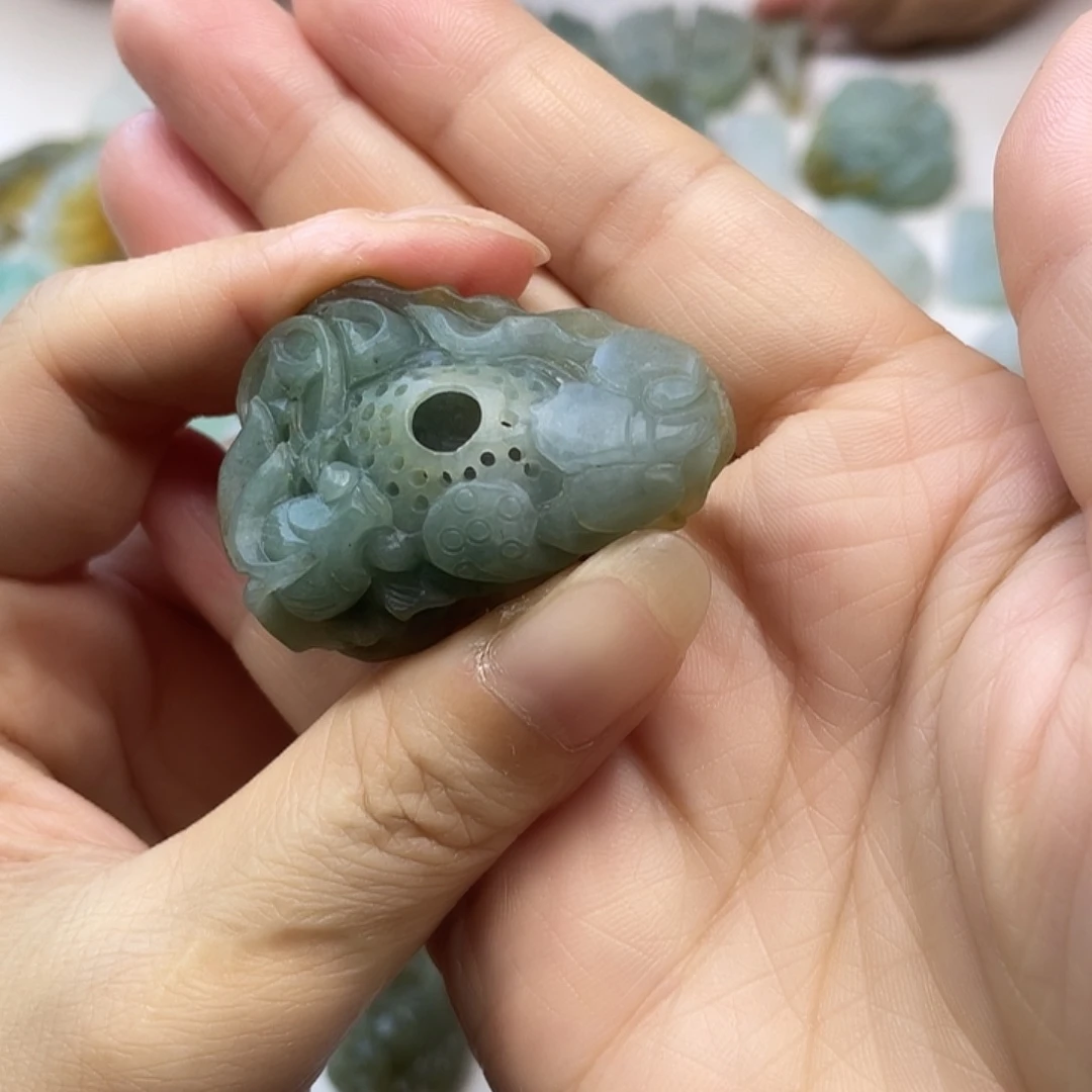 未镶嵌定制翡翠翡翠