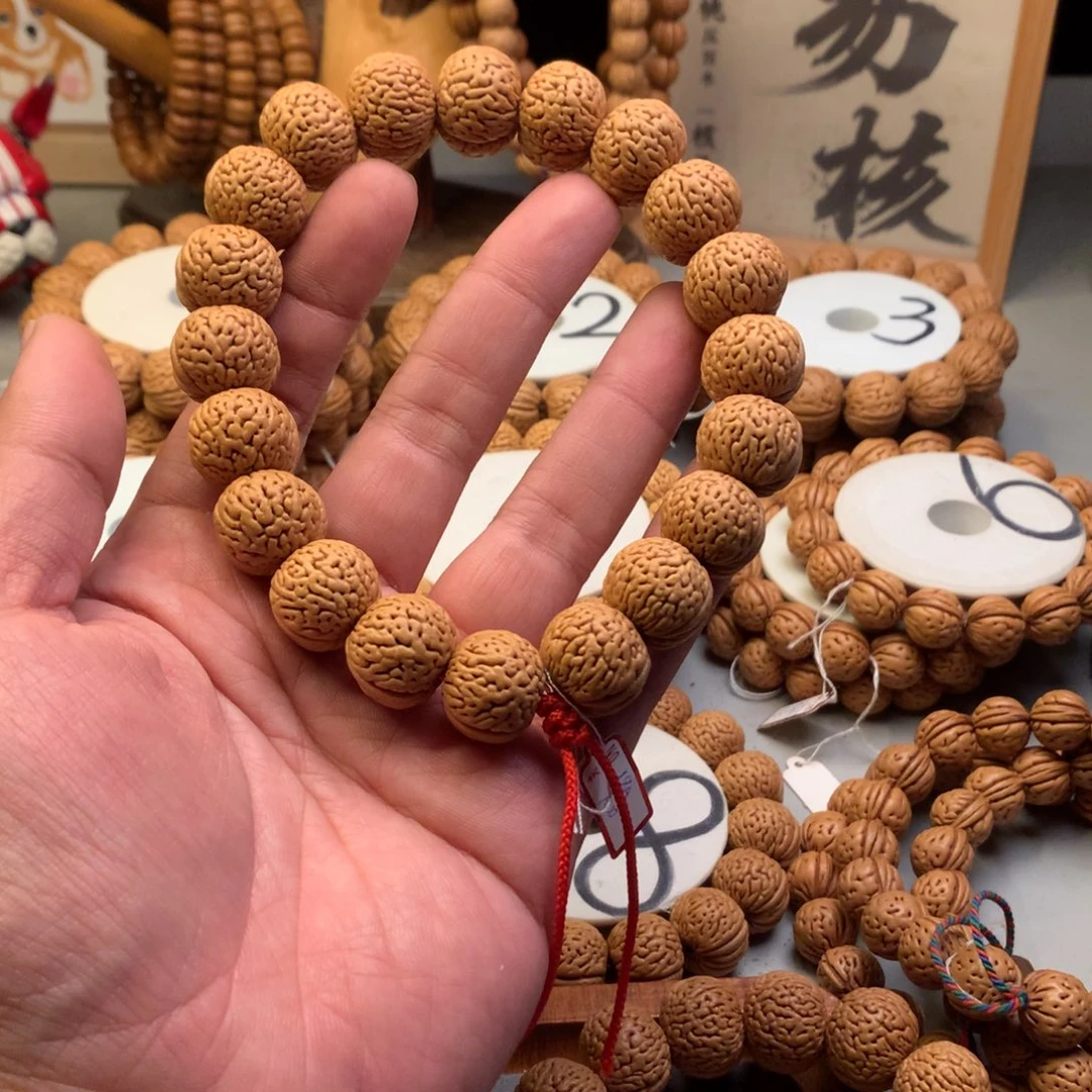 华***子手串桃核1.8大馒头桃核手持货头