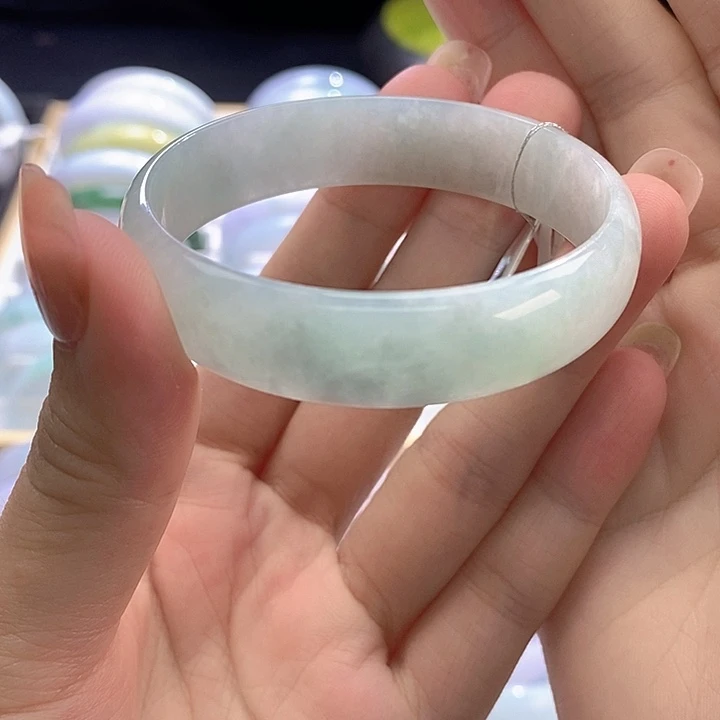 未镶嵌手链翡翠小雅52圈口