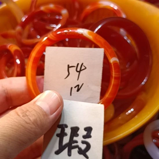 手镯玛瑙/玉髓未镶嵌