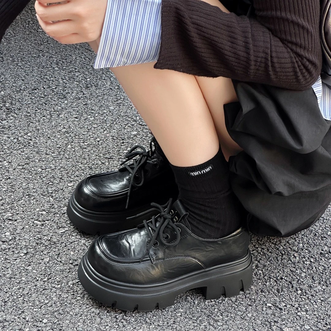姬纯希品牌软皮街头风秋季粗跟拼色系带乐福鞋皮鞋厚底日系黑色