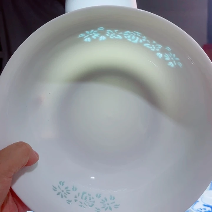 青花玲珑8寸汤碗纯白福字雕刻