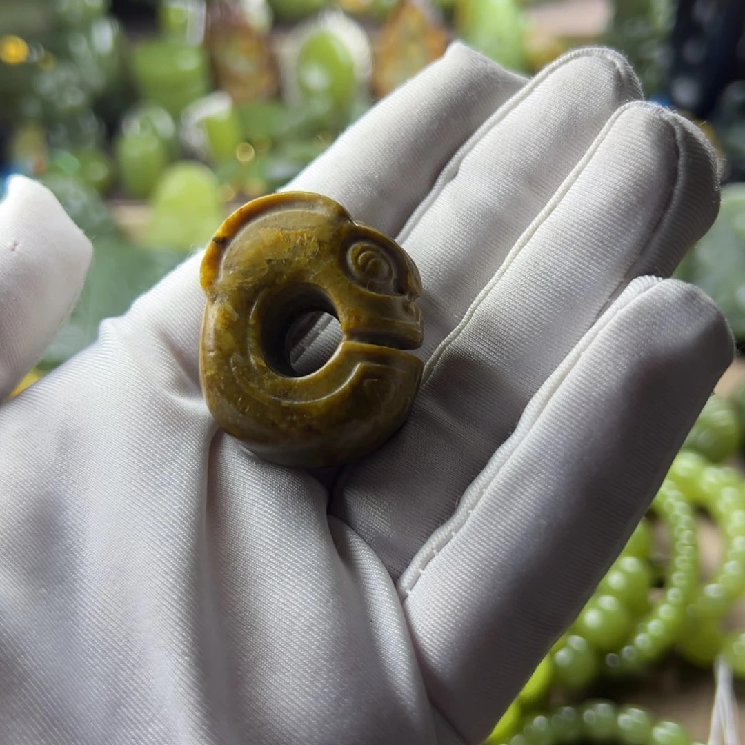 岫岩老玉（透闪石质玉）未镶嵌挂件