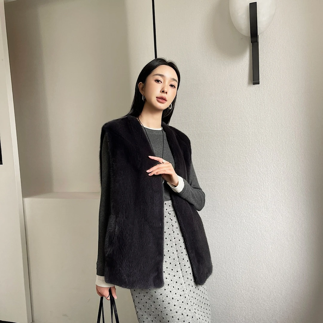 【叁晚晚】新款天鹅绒级水貂V领百搭马甲皮草秋冬女外套